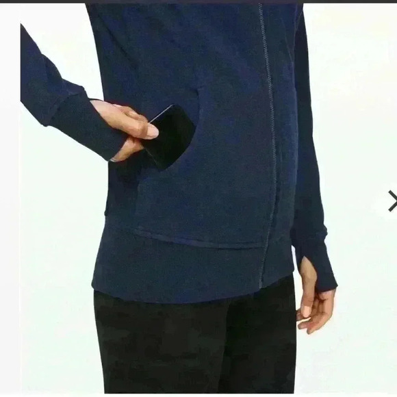 Lululemon Scuba Hoodie *Light Cotton Fleece
Heathered  Larkspur - Picture 4 of 7